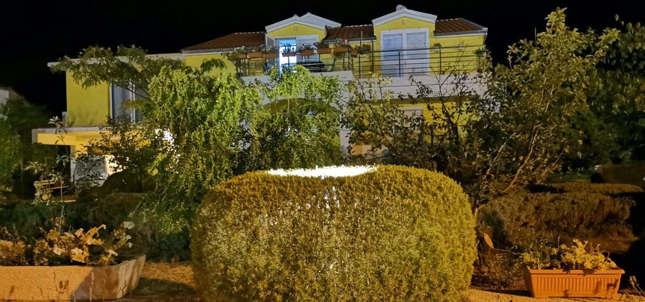Andela Home - Krka Waterfalls Lozovac Esterno foto